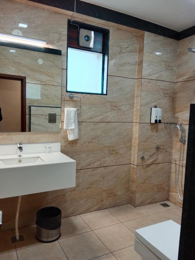 Sai Maa Hotel & Residency Puttaparthi Eksteriør billede
