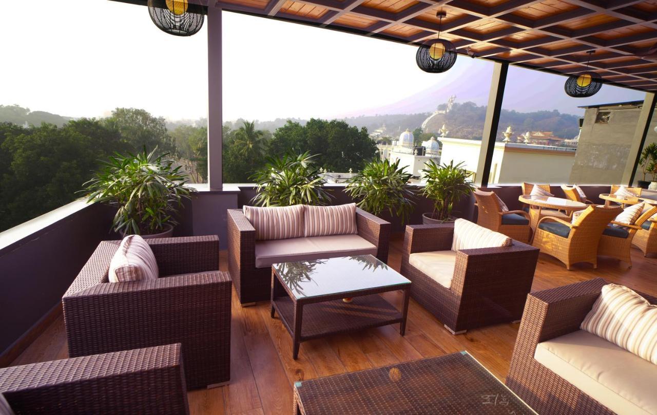 Sai Maa Hotel & Residency Puttaparthi Eksteriør billede