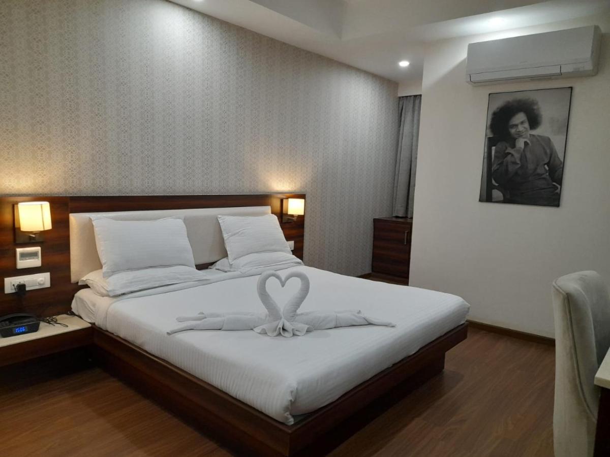 Sai Maa Hotel & Residency Puttaparthi Eksteriør billede