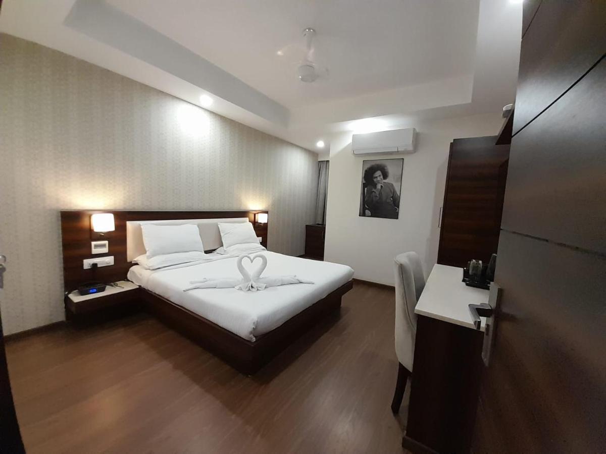 Sai Maa Hotel & Residency Puttaparthi Eksteriør billede