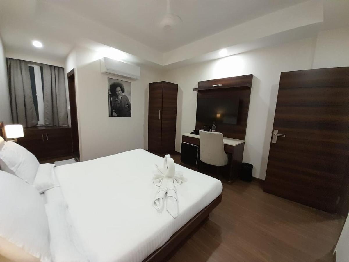 Sai Maa Hotel & Residency Puttaparthi Eksteriør billede