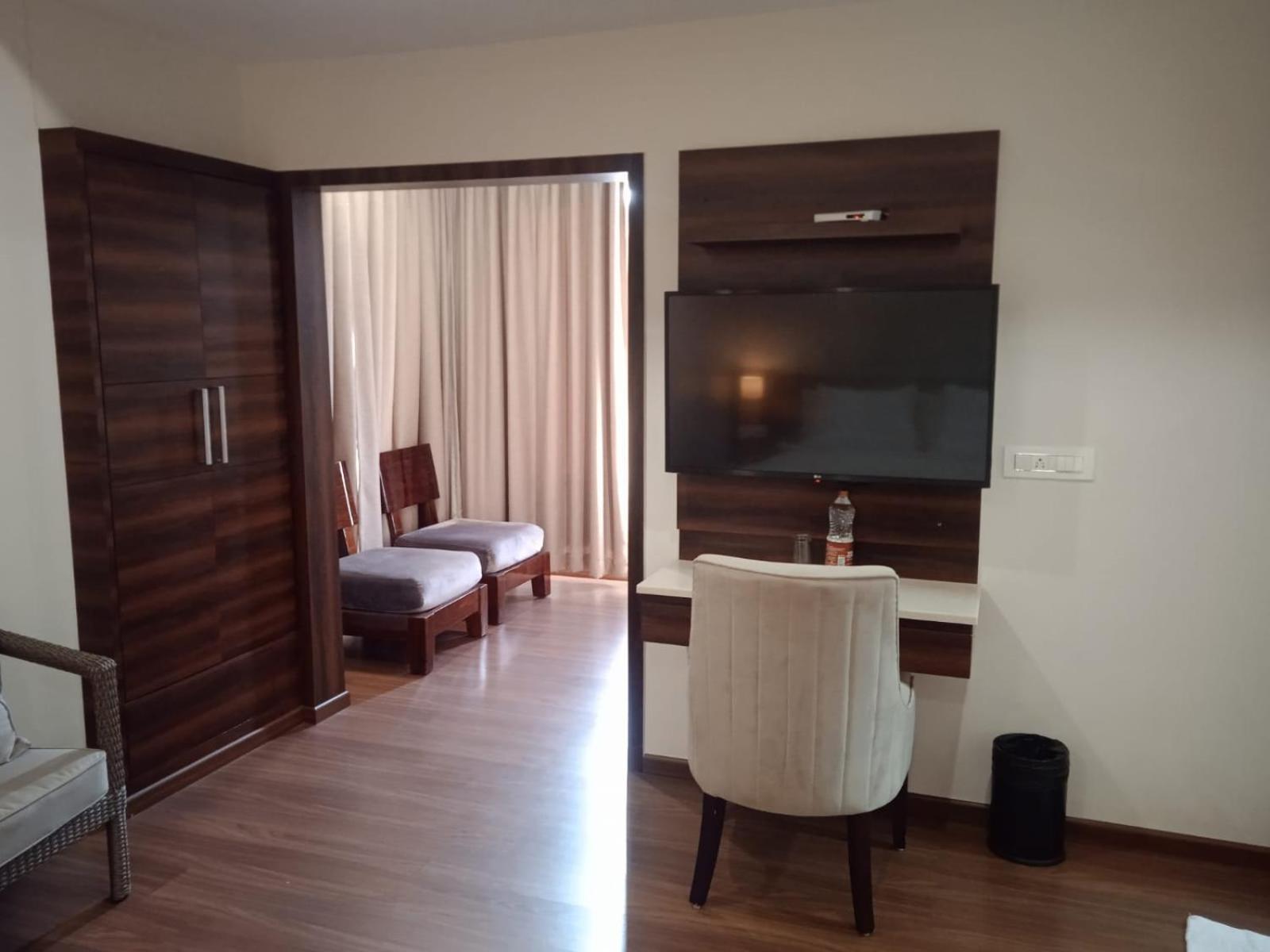 Sai Maa Hotel & Residency Puttaparthi Eksteriør billede